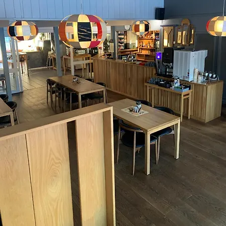 Somna & Gjestegard Vik (Somna)